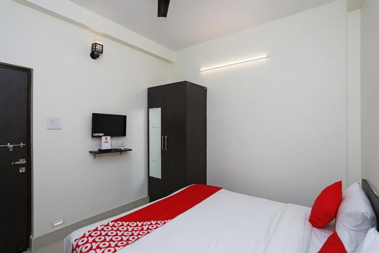 Oyo 16708 Sada Shiv Guest House Bénarès Extérieur photo