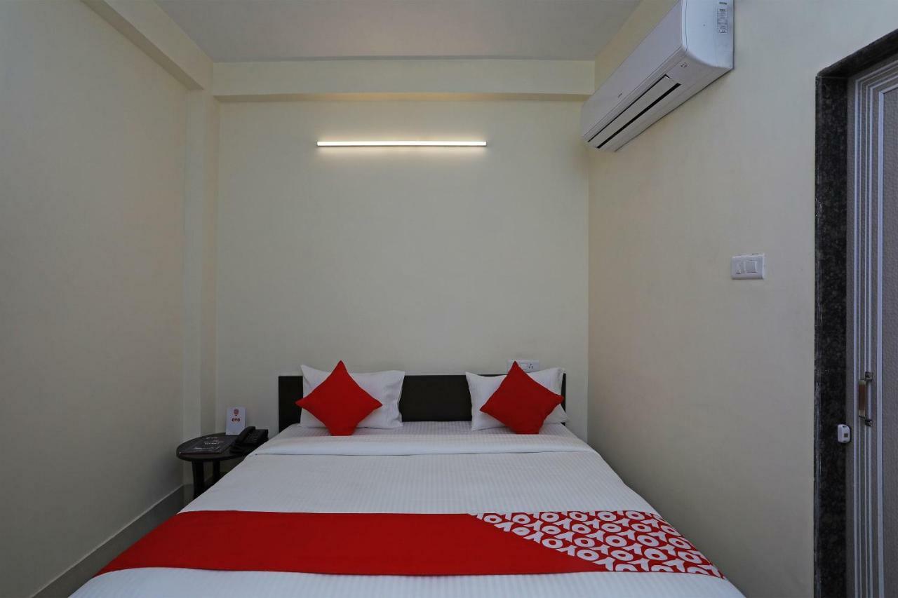 Oyo 16708 Sada Shiv Guest House Bénarès Extérieur photo